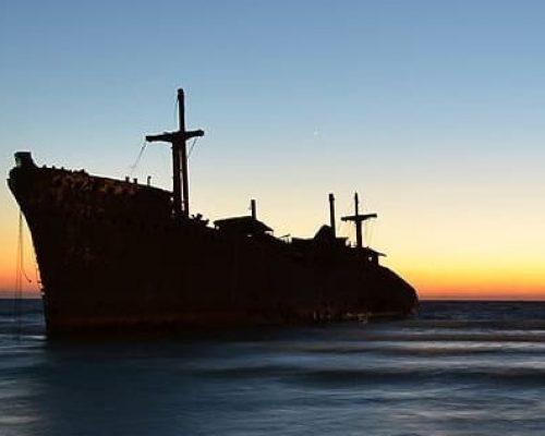 greek-ship-kish-iran