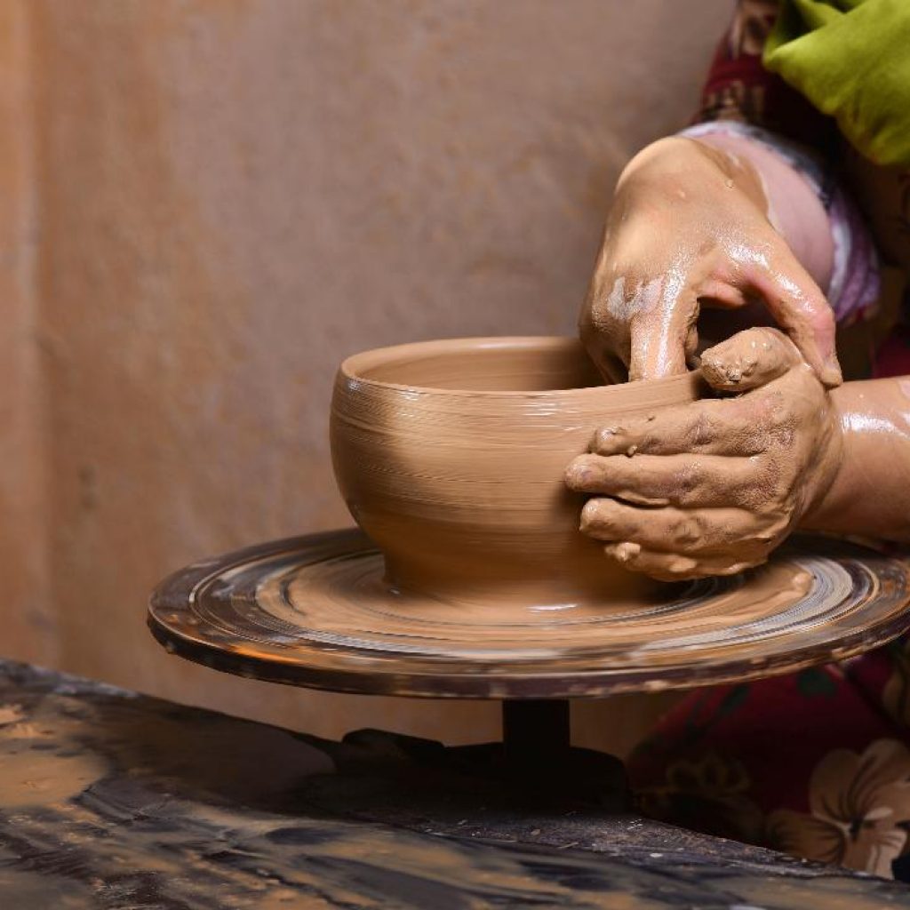 pottery-making-tour