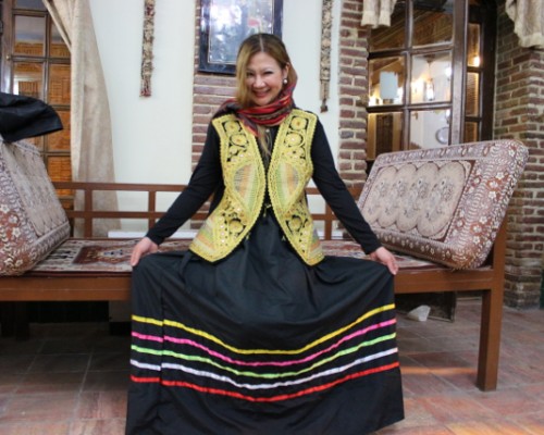 traditional-clothing-from-Iran